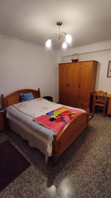 Charming Three Bedroom Apartment In Alcoi Exterior foto